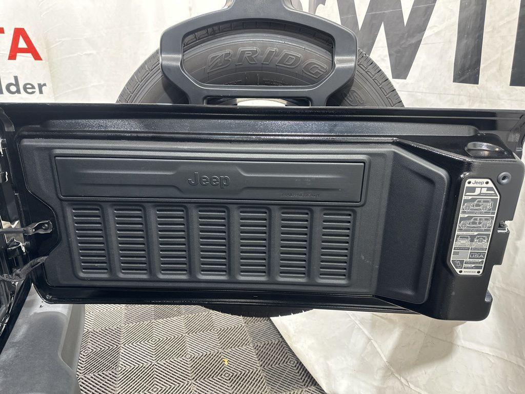 used 2021 Jeep Wrangler Unlimited car, priced at $32,990