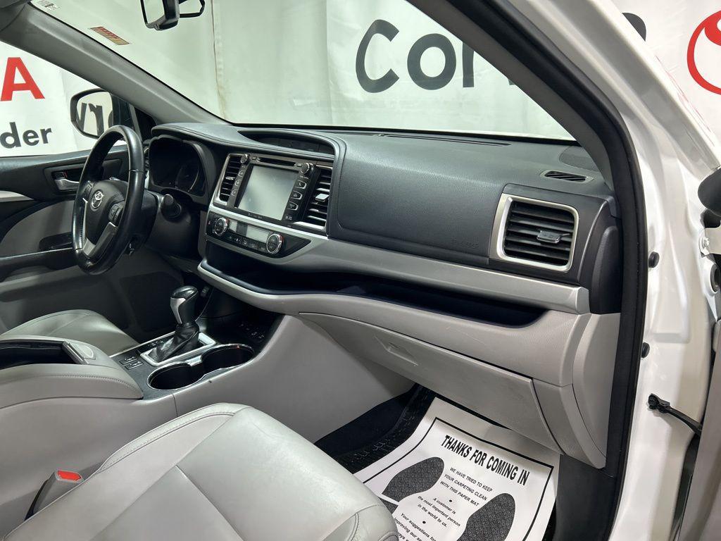 used 2016 Toyota Highlander car, priced at $17,750