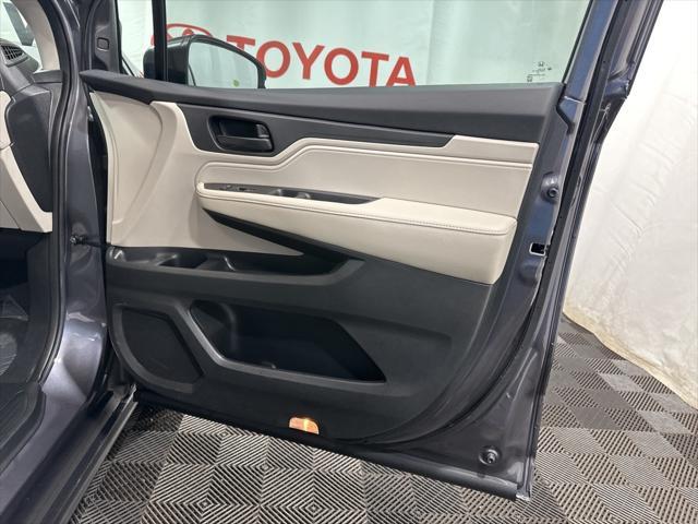 used 2025 Honda Odyssey car, priced at $43,500