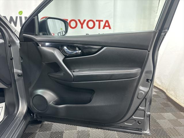 used 2017 Nissan Rogue Sport car, priced at $12,550