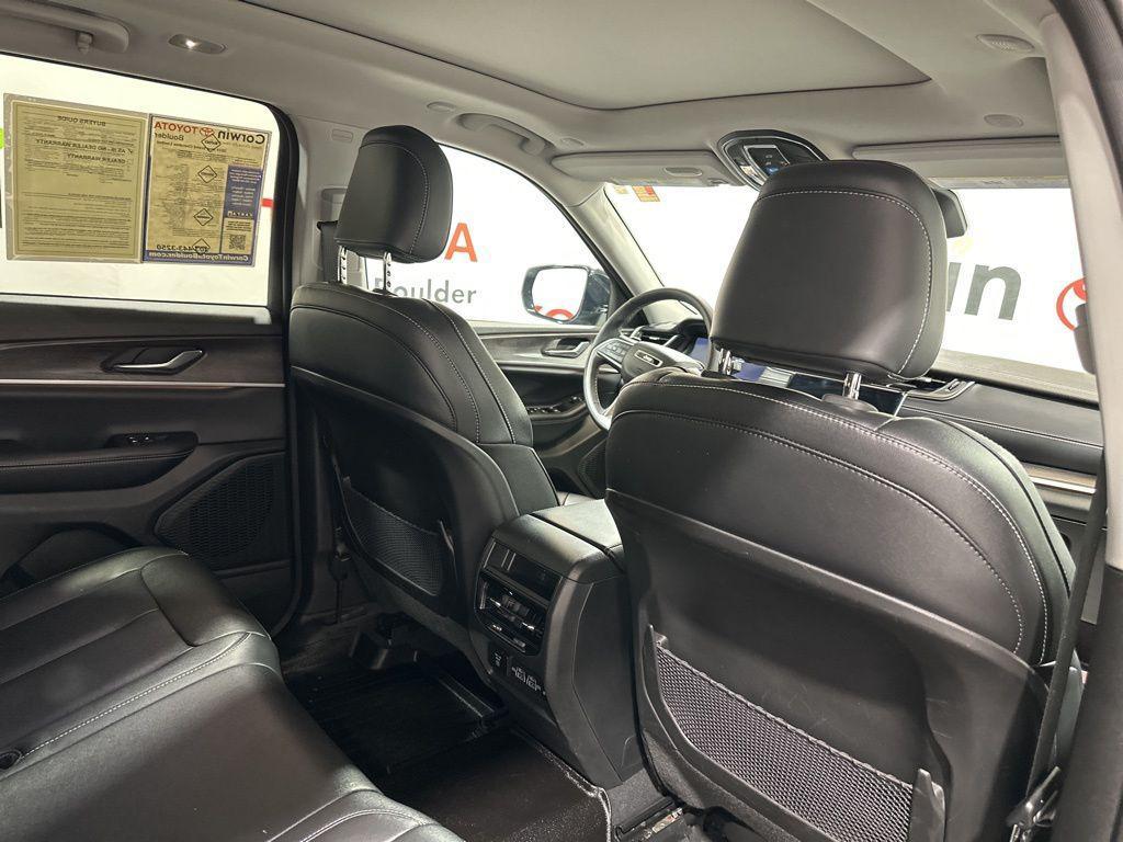 used 2024 Jeep Grand Cherokee car, priced at $35,220