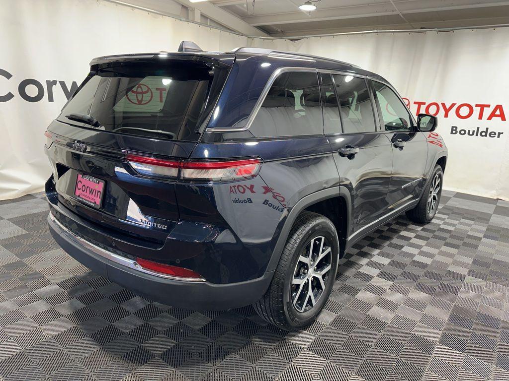 used 2024 Jeep Grand Cherokee car, priced at $35,220
