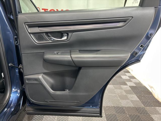 used 2025 Honda CR-V Hybrid car, priced at $38,980