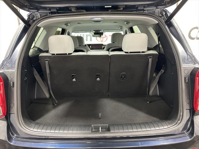 used 2025 Hyundai Palisade car, priced at $38,200