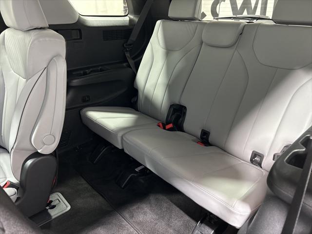 used 2025 Hyundai Palisade car, priced at $38,200