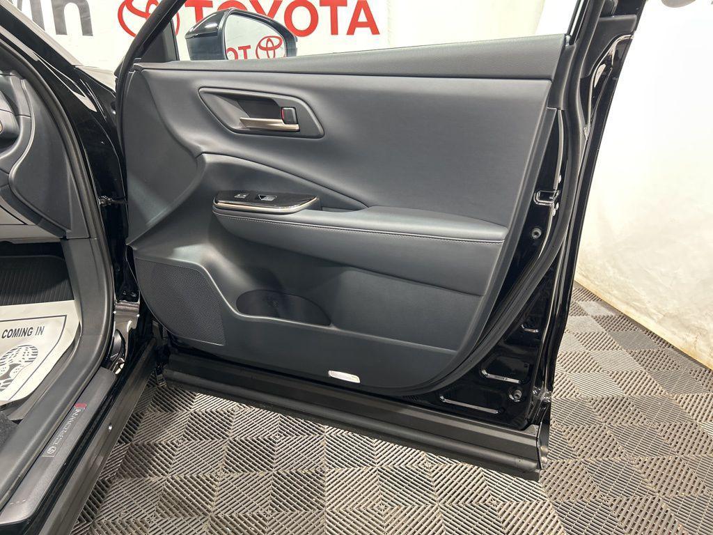 new 2025 Toyota Crown Signia car, priced at $51,700