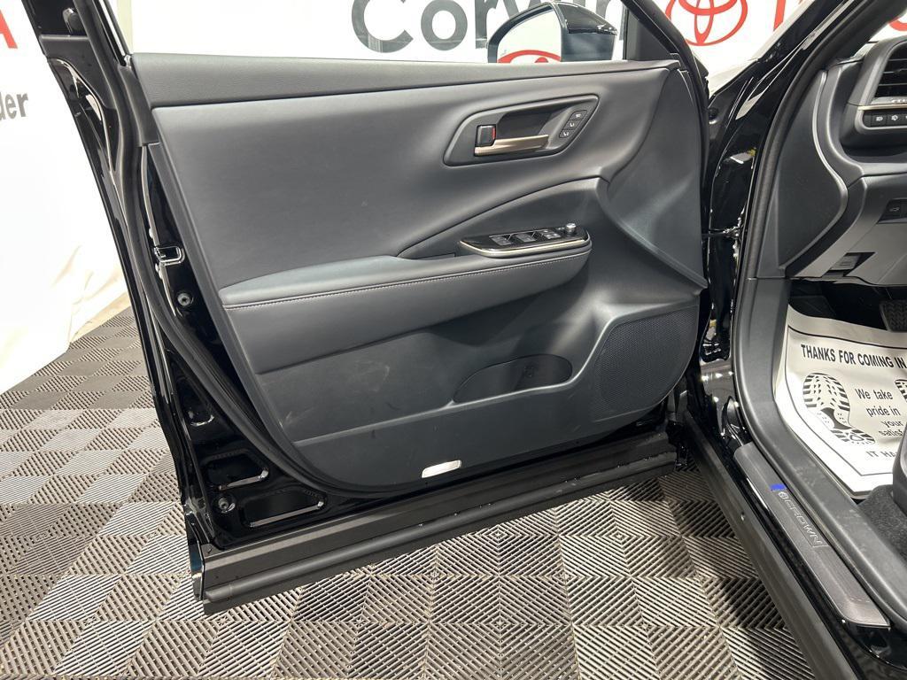 new 2025 Toyota Crown Signia car, priced at $51,700