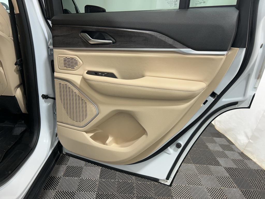 used 2022 Jeep Grand Cherokee car, priced at $28,000