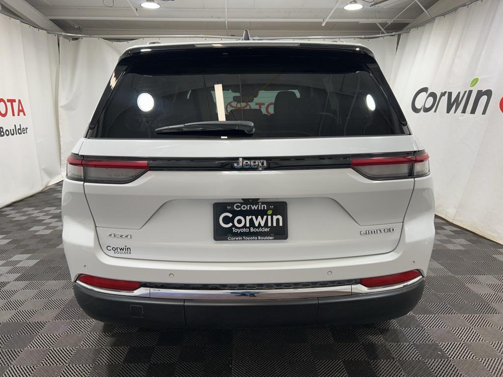 used 2022 Jeep Grand Cherokee car, priced at $28,000