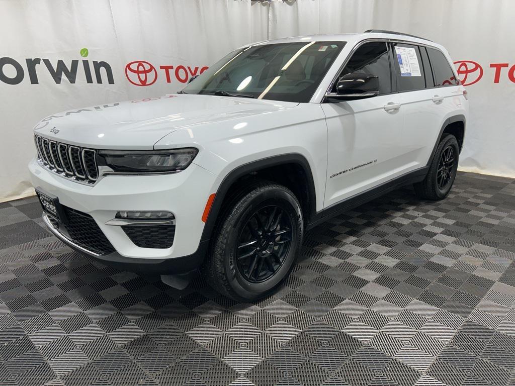 used 2022 Jeep Grand Cherokee car, priced at $28,000