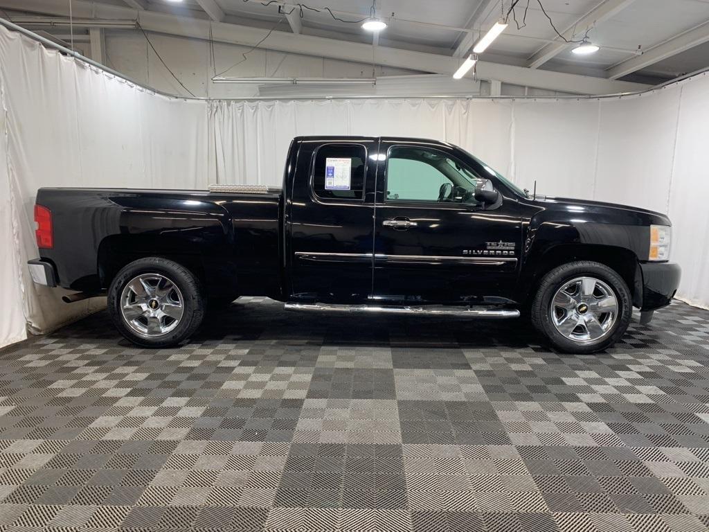 used 2011 Chevrolet Silverado 1500 car, priced at $17,900