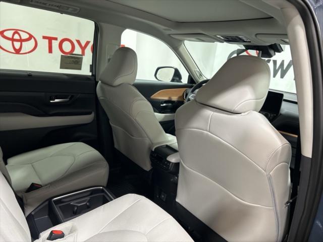 new 2025 Toyota Grand Highlander car, priced at $57,647