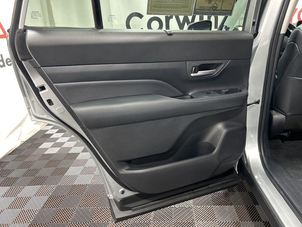 used 2025 Toyota Grand Highlander car, priced at $47,900