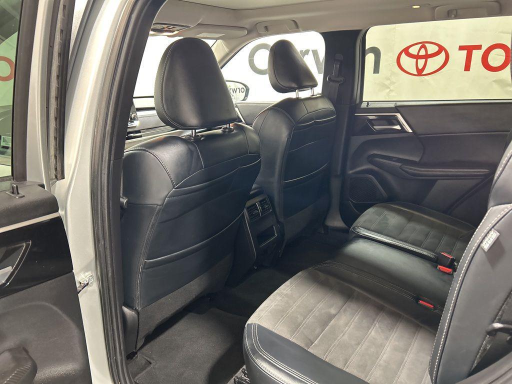 used 2024 Mitsubishi Outlander car, priced at $23,350