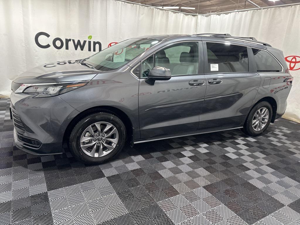 new 2025 Toyota Sienna car, priced at $45,555