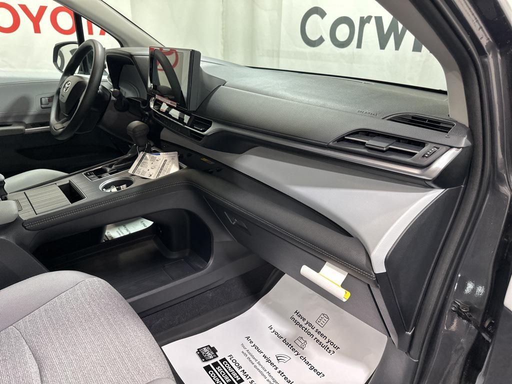 new 2025 Toyota Sienna car, priced at $45,555