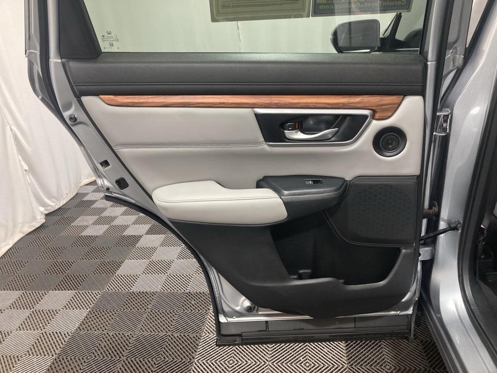 used 2019 Honda CR-V car, priced at $27,900