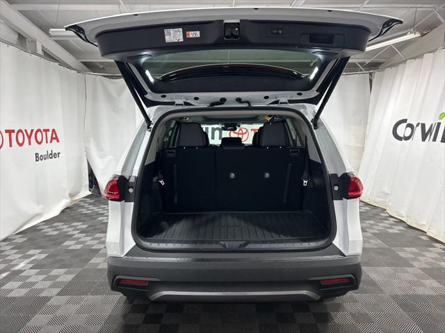 new 2025 Toyota Grand Highlander car, priced at $57,133