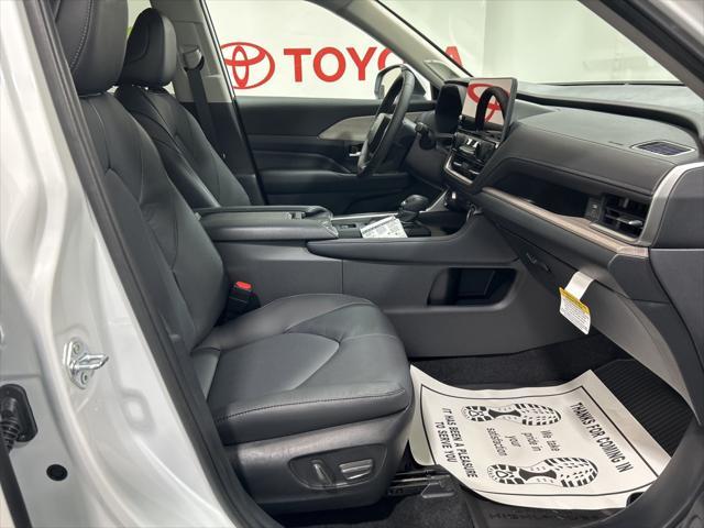 new 2025 Toyota Grand Highlander car, priced at $57,133
