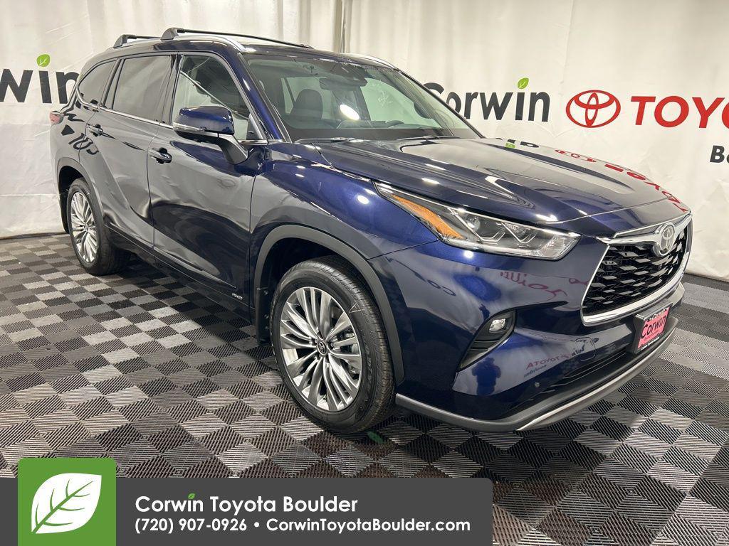 new 2025 Toyota Highlander Hybrid car, priced at $58,306