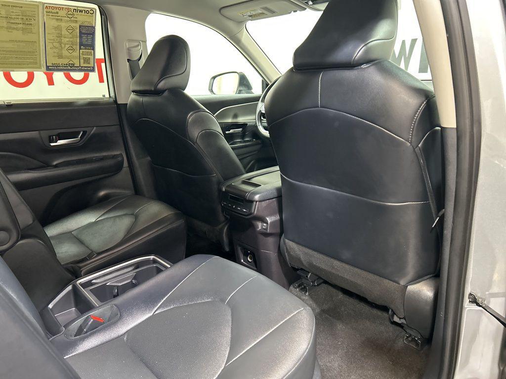 used 2025 Toyota Grand Highlander car, priced at $43,800
