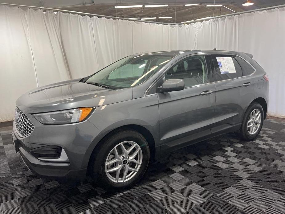 used 2024 Ford Edge car, priced at $29,600