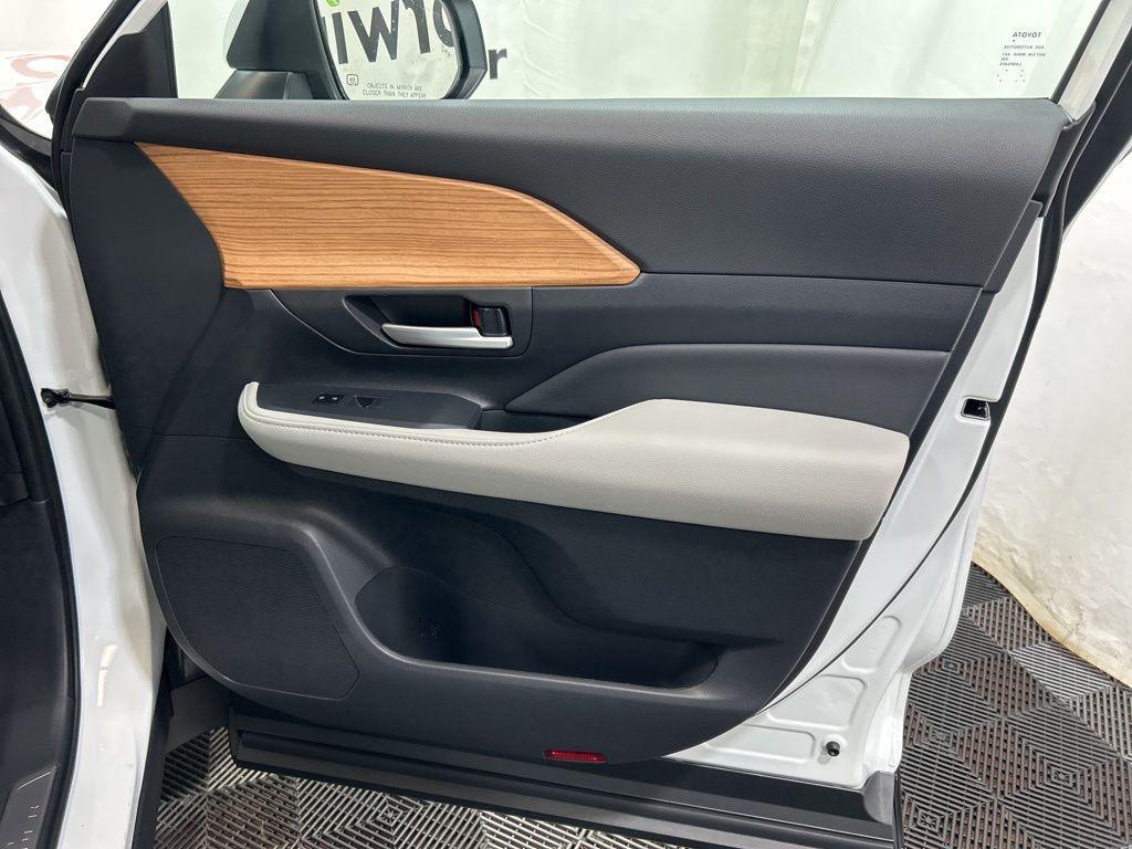new 2026 Toyota Grand Highlander car, priced at $55,343