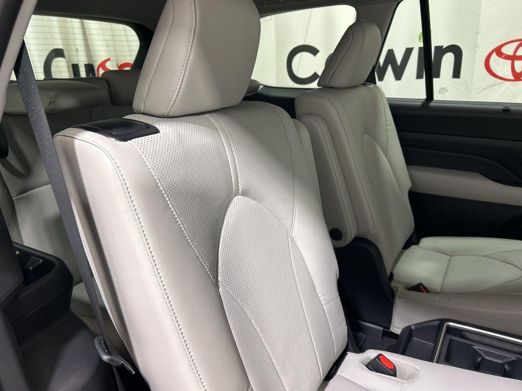 new 2026 Toyota Grand Highlander car, priced at $55,343