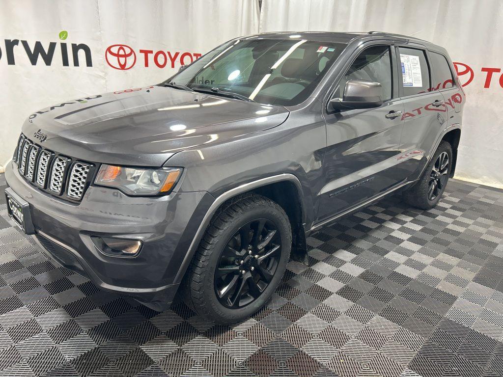 used 2017 Jeep Grand Cherokee car, priced at $12,900