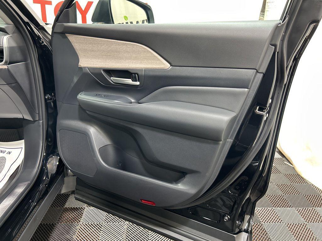 new 2026 Toyota Grand Highlander car, priced at $53,693