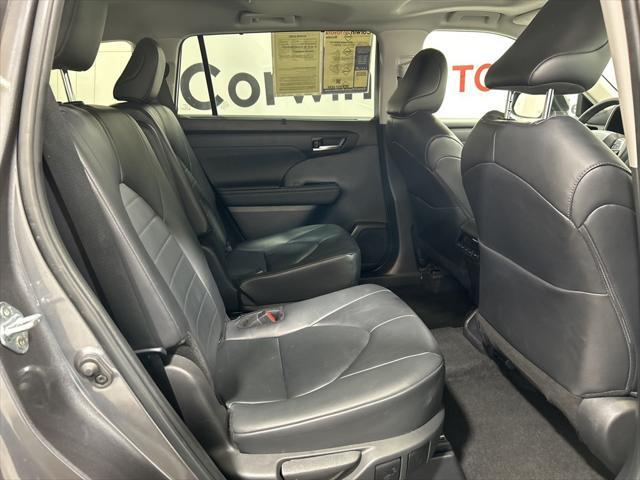 used 2024 Toyota Highlander car, priced at $40,500