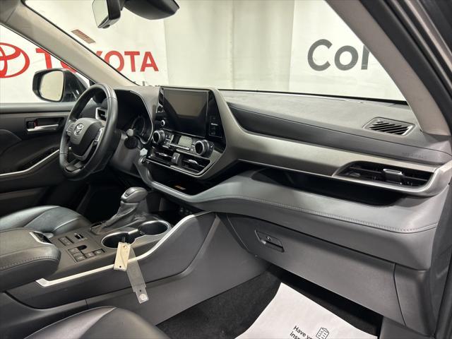 used 2024 Toyota Highlander car, priced at $40,500