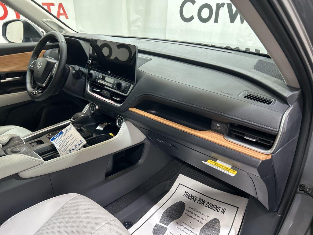 new 2026 Toyota Grand Highlander car, priced at $55,608