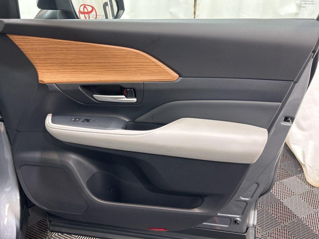 new 2026 Toyota Grand Highlander car, priced at $55,608