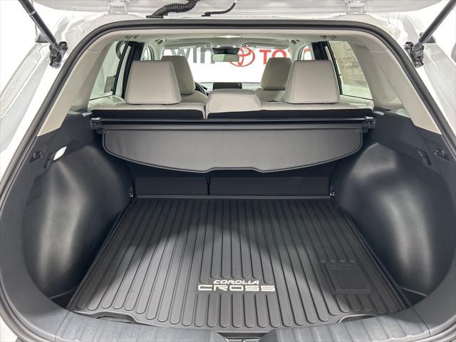 new 2025 Toyota Corolla Cross car, priced at $30,829