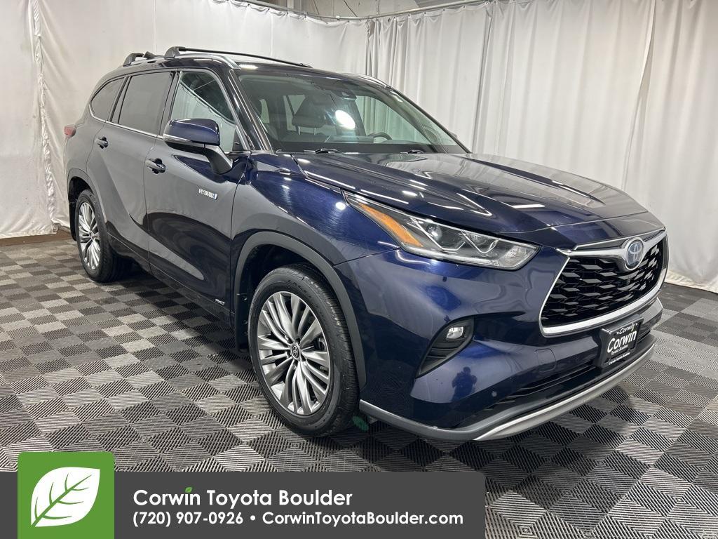 used 2020 Toyota Highlander Hybrid car, priced at $43,000