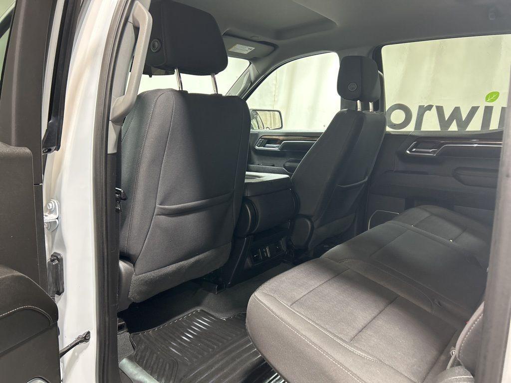 used 2023 GMC Sierra 1500 car, priced at $39,000