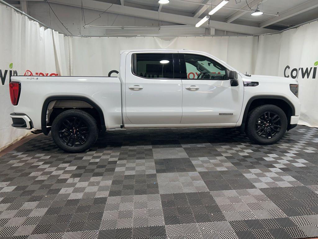 used 2023 GMC Sierra 1500 car, priced at $39,000