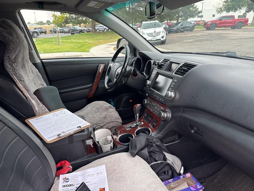 used 2011 Toyota Highlander car, priced at $9,000
