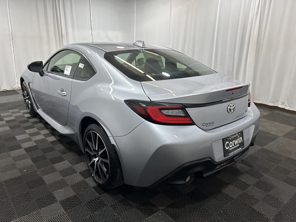 new 2025 Toyota GR86 car, priced at $31,384