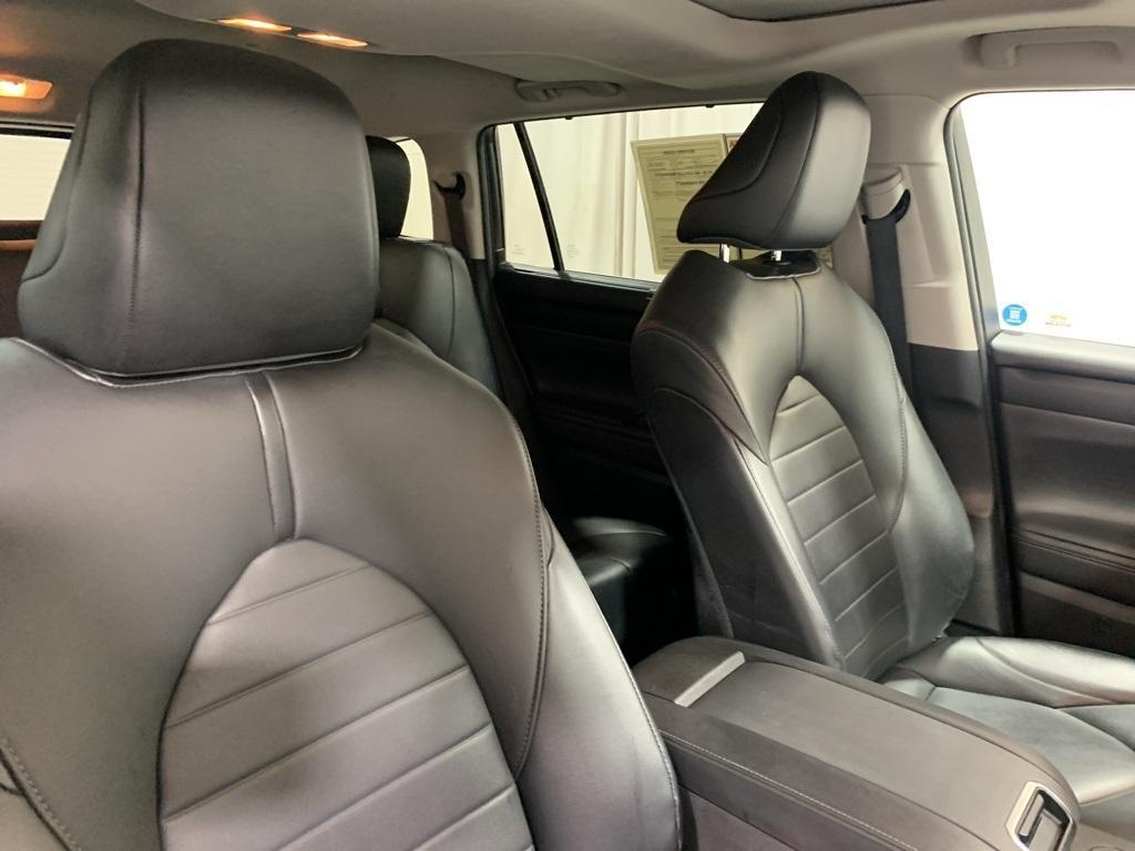 used 2020 Toyota Highlander car, priced at $29,418