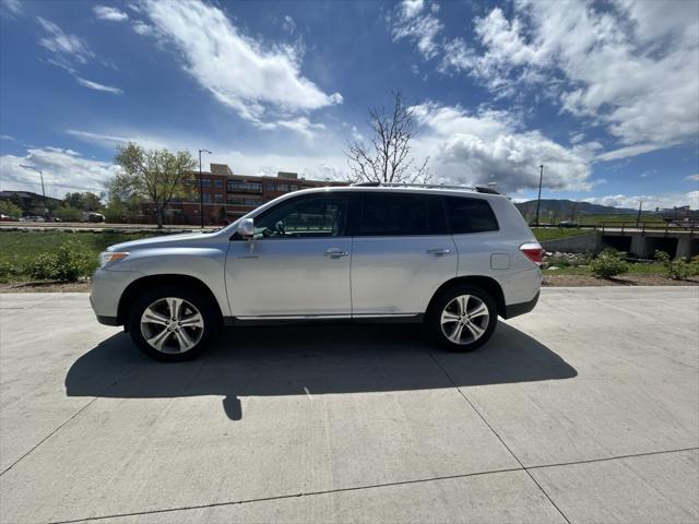 used 2012 Toyota Highlander car, priced at $14,000
