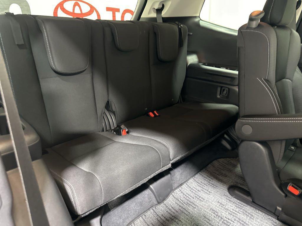 used 2024 Subaru Ascent car, priced at $30,990