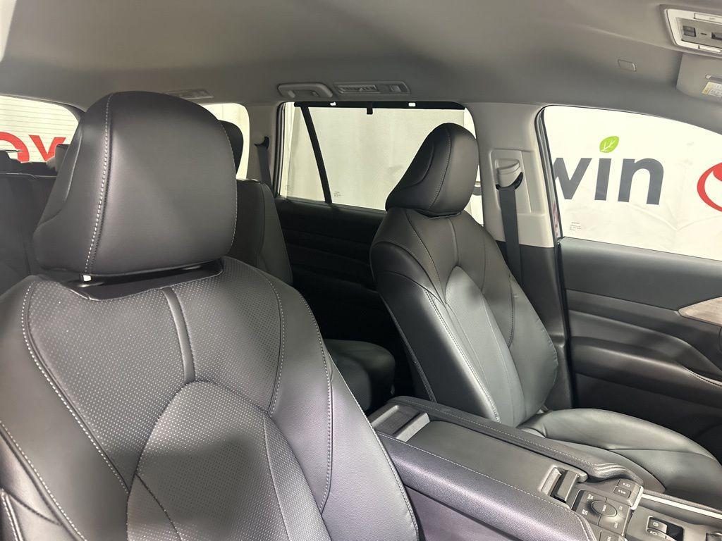 new 2026 Toyota Grand Highlander car, priced at $53,428