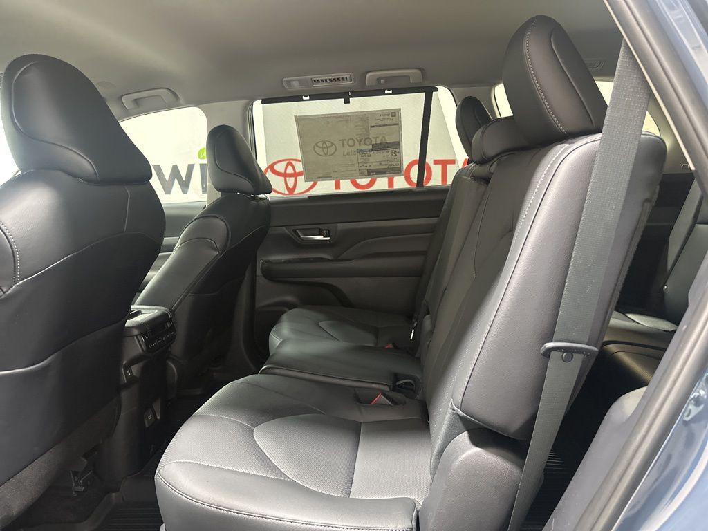new 2026 Toyota Grand Highlander car, priced at $53,428