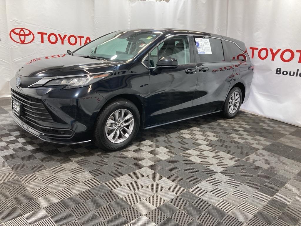 used 2022 Toyota Sienna car, priced at $35,650