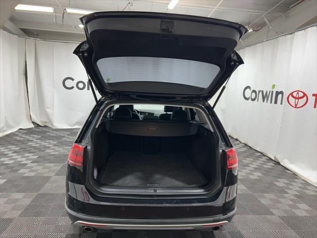 used 2017 Volkswagen Golf Alltrack car, priced at $15,450