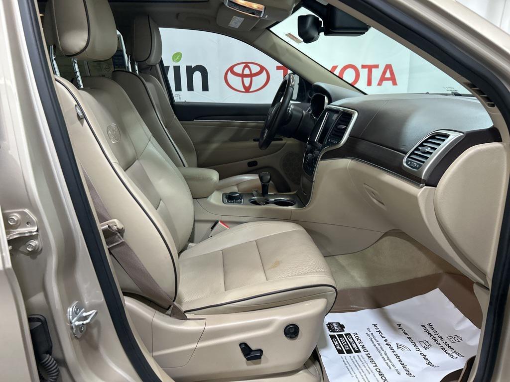 used 2014 Jeep Grand Cherokee car, priced at $16,500