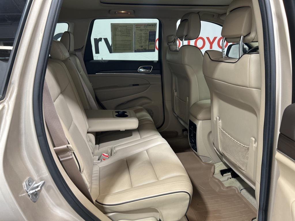 used 2014 Jeep Grand Cherokee car, priced at $16,500