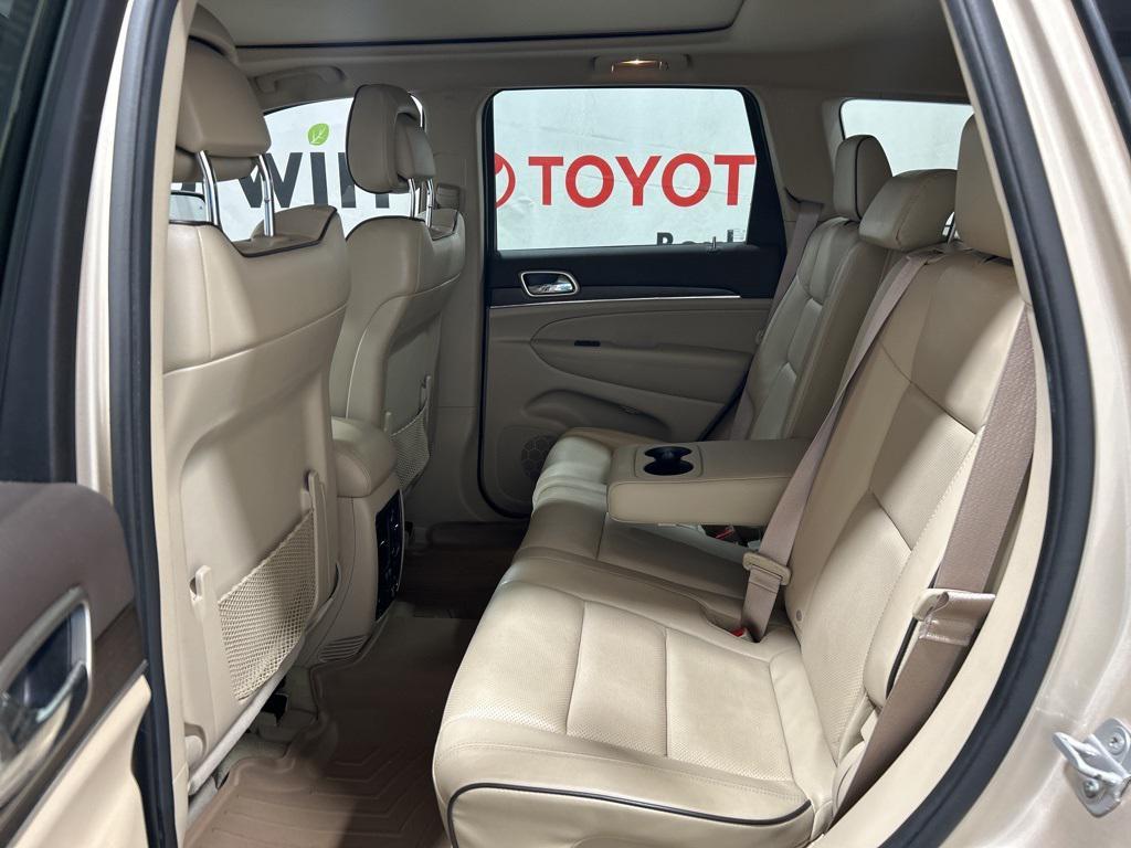 used 2014 Jeep Grand Cherokee car, priced at $16,500